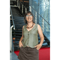 Rita Cláudia Soares