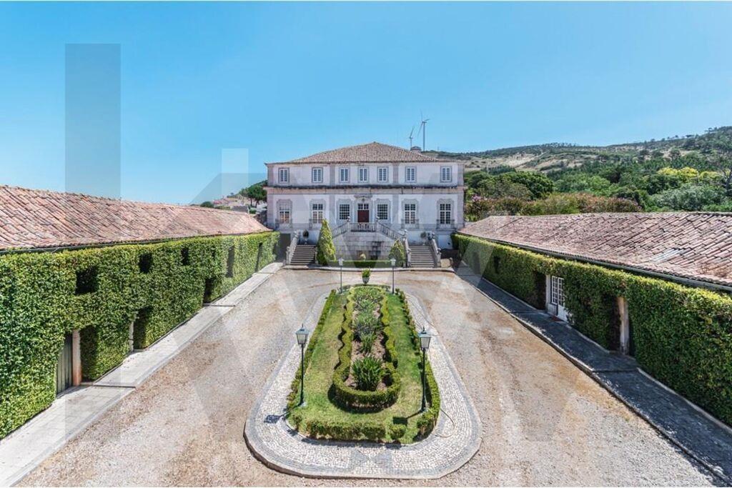 Torres Vedras, Maxial e Monte Redondo