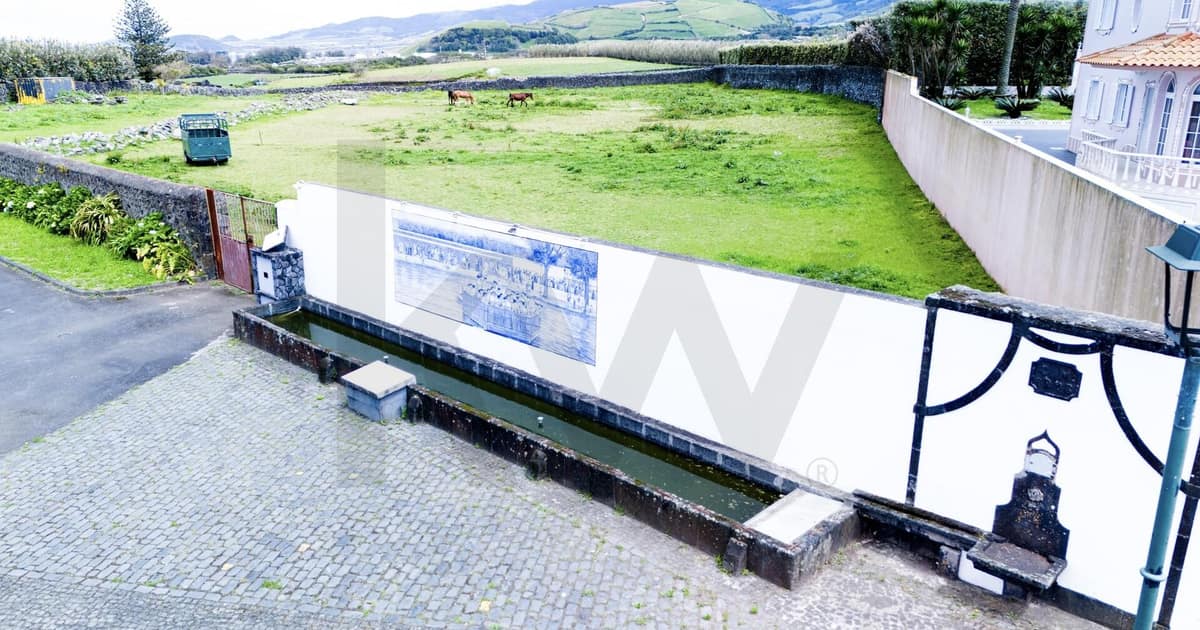Terreno com Potencial de Construção em Rabo de Peixe | KW